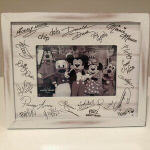 Walt Disney World Orlando Florida Characters Autograph 4x6Photo Frame (Wood)